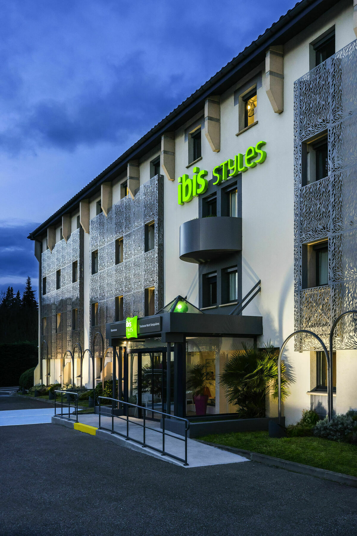 Hotel ibis Styles Toulouse Nord Sesquieres Exterior foto